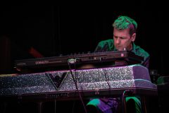 Four-Gee-006-240311©PaulNeedham