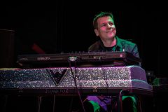 Four-Gee-007-240311©PaulNeedham